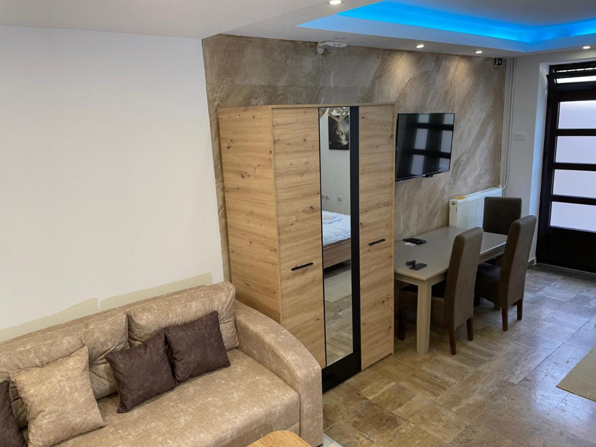 Bora Apartmani - Free Parking - City Center فرانيي المظهر الخارجي الصورة