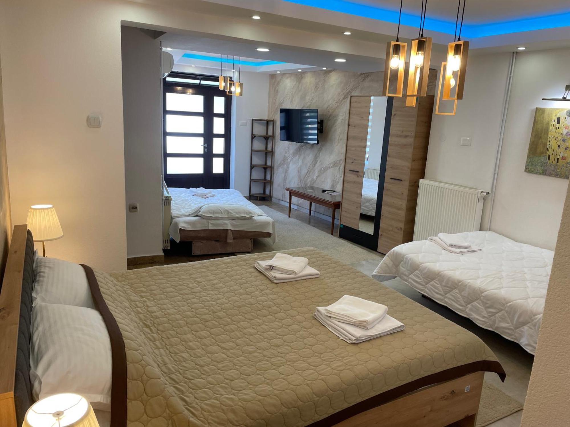 Bora Apartmani - Free Parking - City Center فرانيي المظهر الخارجي الصورة